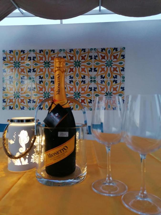 Villa Per Vacanze Isola Fanusa Zewnętrze zdjęcie
